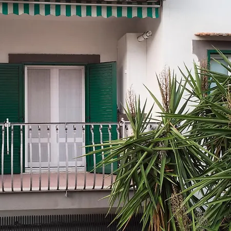 Diamonds House 公寓