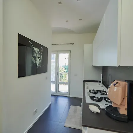 Diamonds House *