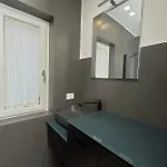 Diamonds House Апартаменти *